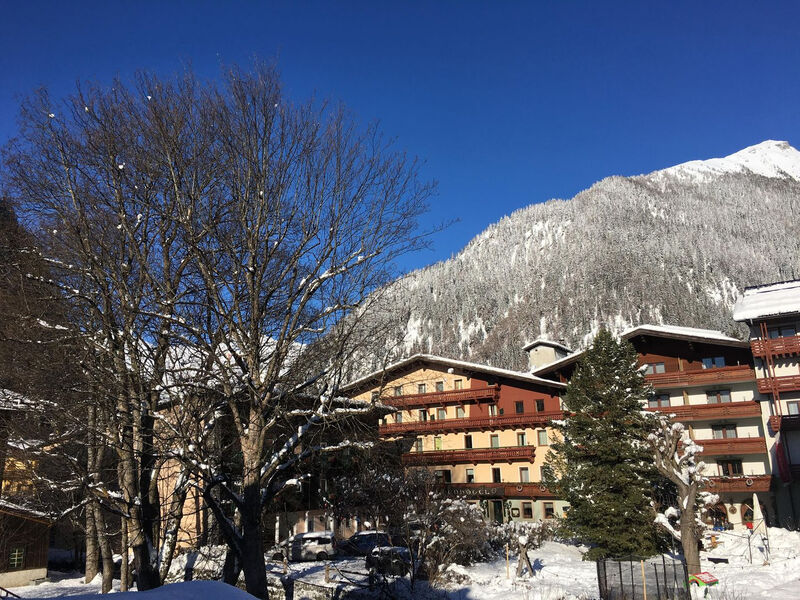 Chalet Chambertin Lodge